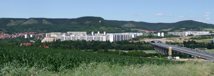 Skyline Jena Neu Lobeda mit Autobahn